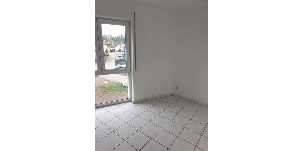 Etagenwohnung Weißenthurm - 4 Zimmer, 96 m&sup2;, 765&euro; | Angebot:24647845