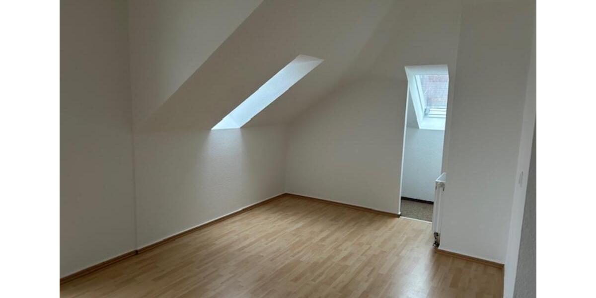 Dachgeschoßwohnung Treuenbrietzen - 2 Zimmer, 62 m&sup2;, 480&euro; | Angebot:25253121