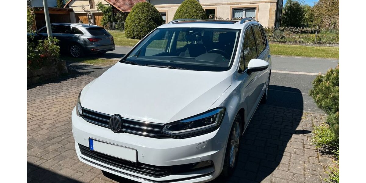 VW Touran 147.844 km 17.900 &euro; Kulmbach 95326