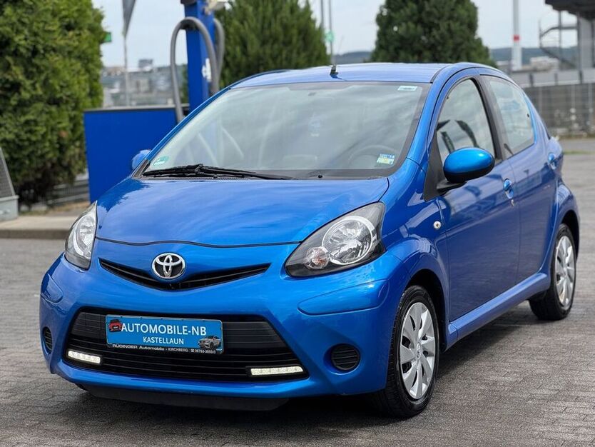 Aygo (X)
