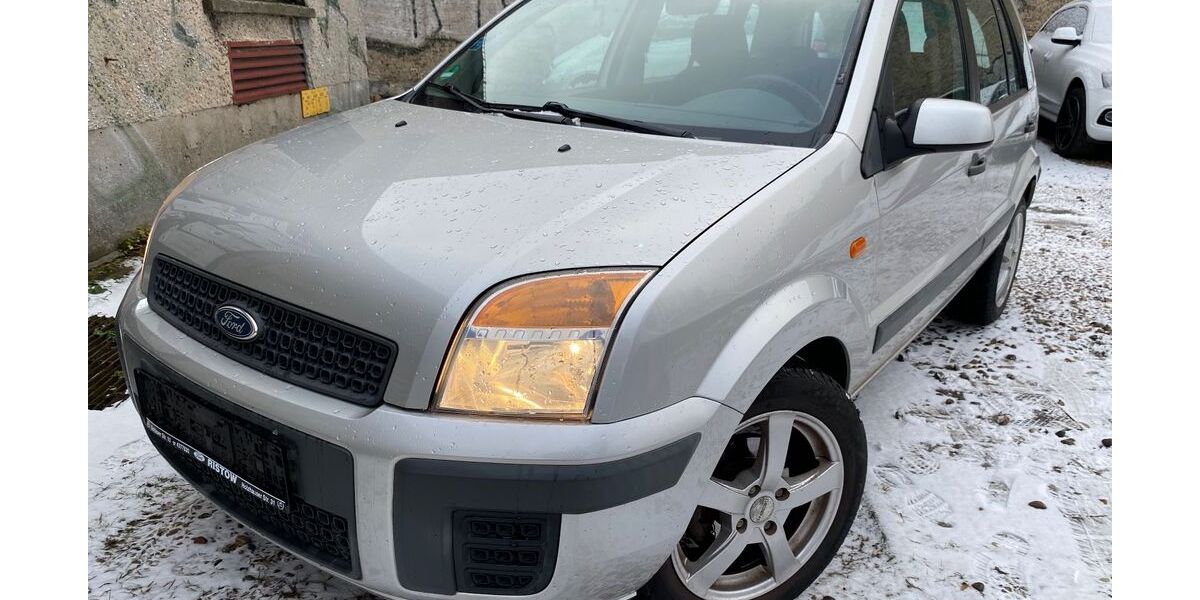 Ford Fusion 111.000 km 3.450 € Berlin 10245