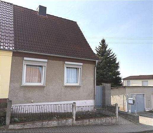 Doppelhaushälfte Artern/Unstrut Artern - 7 Zimmer, 130 m&sup2;, 60.000&euro; | Angebot:25768863