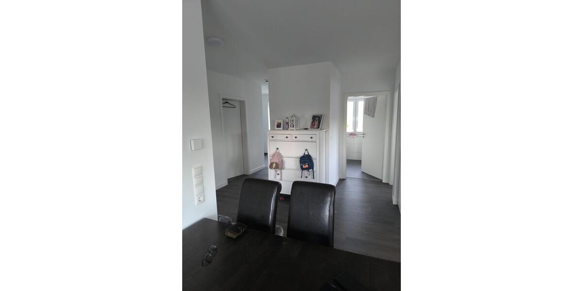 Etagenwohnung Albersdorf - 3 Zimmer, 84 m&sup2;, 1.050&euro; | Angebot:25302732