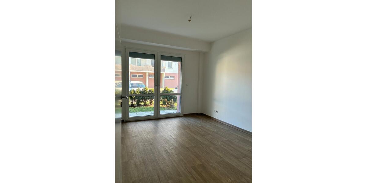 Erdgeschoßwohnung Spremberg - 2 Zimmer, 68 m&sup2;, 440&euro; | Angebot:16542666