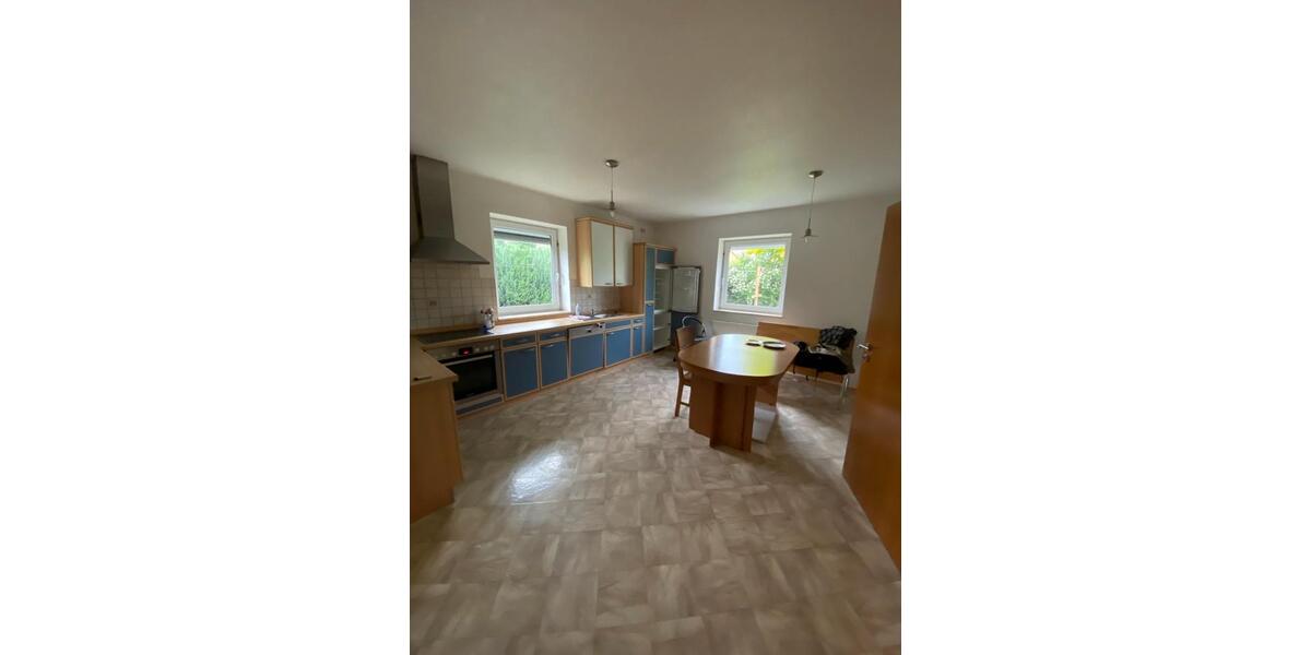 Einfamilienhaus Mönchsroth - 8 Zimmer, 216 m&sup2;, 535.000&euro; | Angebot:26990356