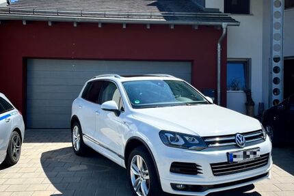 VW Touareg 190.000 km 22.999 &euro; Berg 92348