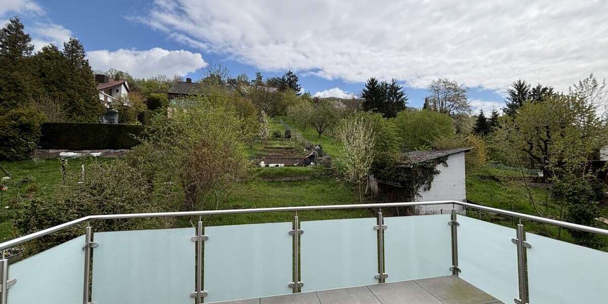 Etagenwohnung Esslingen Hegensberg - 3 Zimmer, 80 m&sup2;, 365.000&euro; | Angebot:26306409