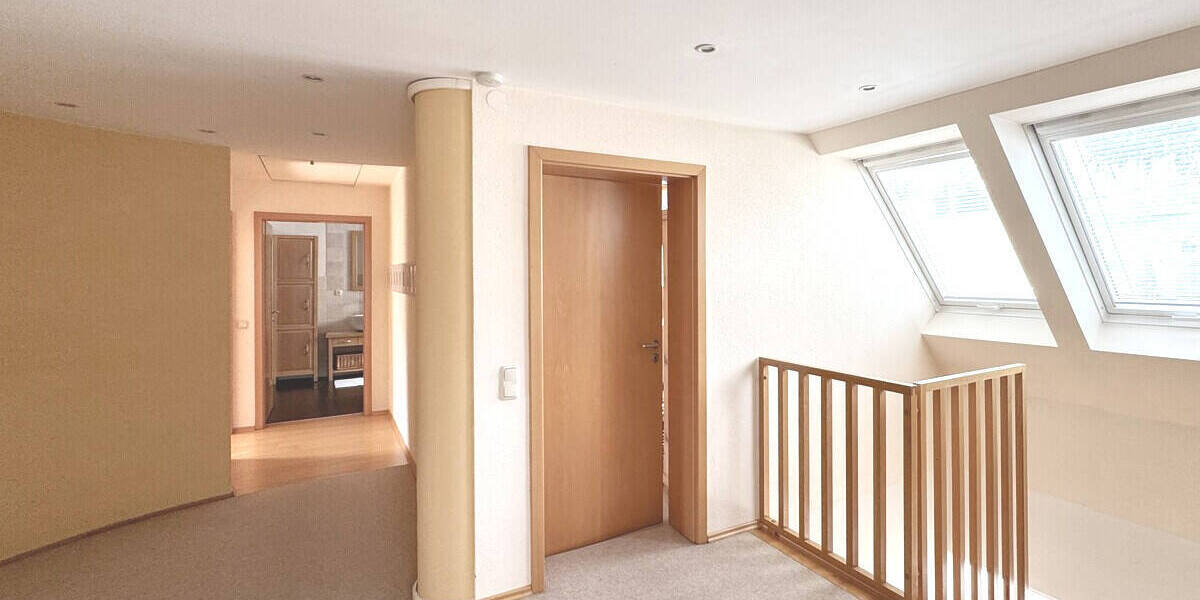 Einfamilienhaus Krumbach - 8 Zimmer, 238 m&sup2;, 759.000&euro; | Angebot:26454191