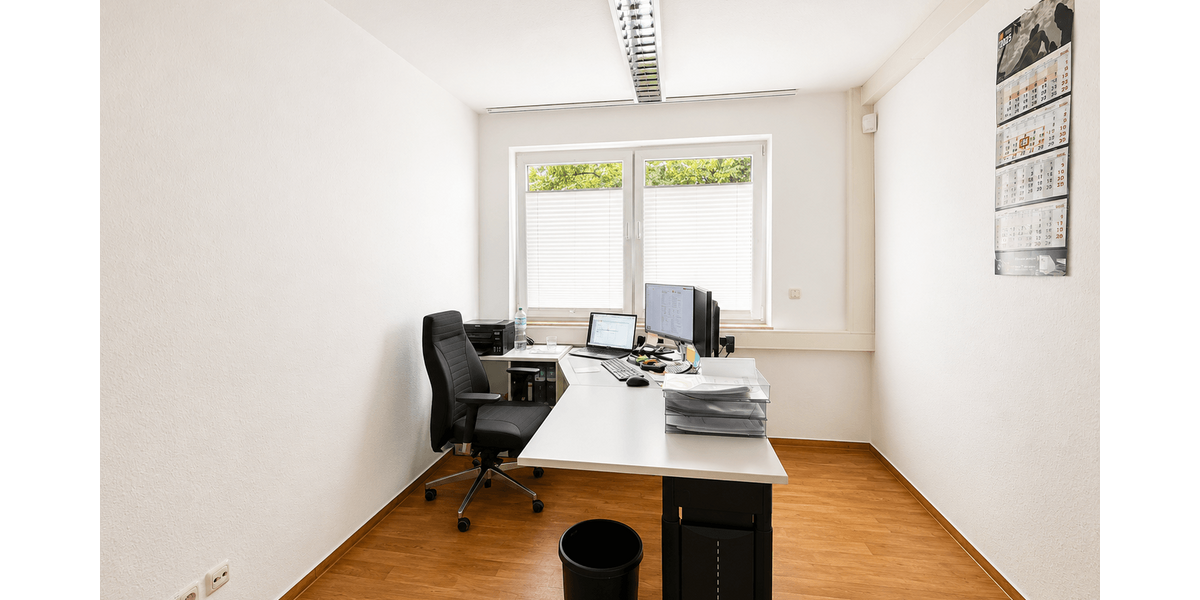 Renditeobjekt im Gewerbegebiet: Büro, kleines Lager und Wohnen mit PV-Anlage auf ca. 2.438 m² - Gewerbeobjekt Bad Oeynhausen Dehme | Angebot:27333800