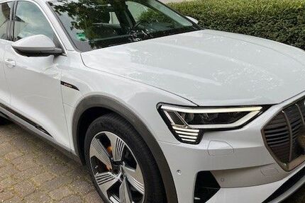 Audi e-tron 60.000 km 31.250 &euro; Gelsenkirchen 45897