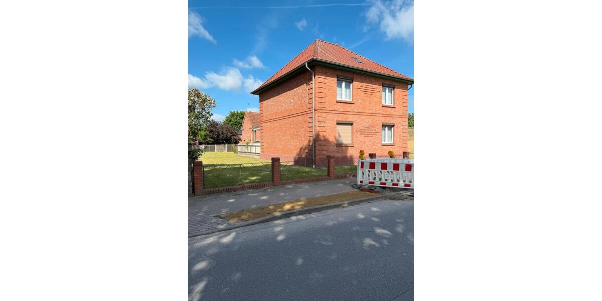 Einfamilienhaus Grabow - 6 Zimmer, 140 m&sup2;, 230.000&euro; | Angebot:26757740