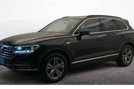 VW Touareg 35.990 km 59.360 € Kaufbeuren 87600