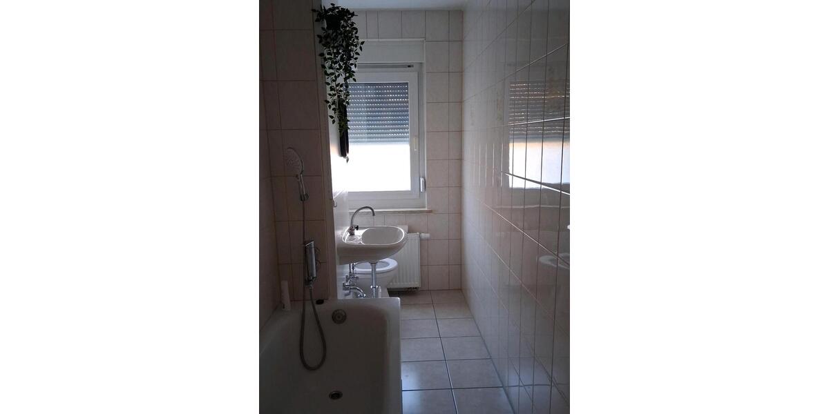 Etagenwohnung Zella-Mehlis Mehlis - 1 Zimmer, 34 m&sup2;, 400&euro; | Angebot:26207179