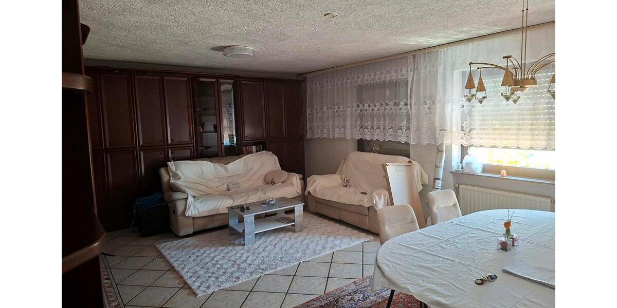 Etagenwohnung Quierschied - 3 Zimmer, 95 m&sup2;, 149.000&euro; | Angebot:27116698