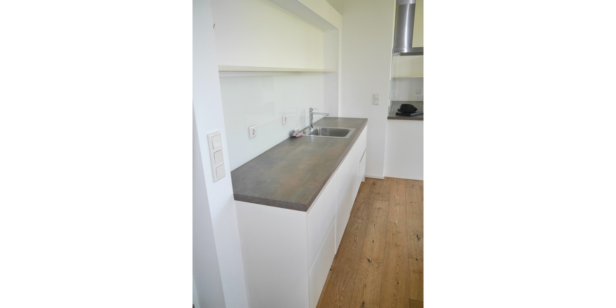 SG, komfortable 85m² 2 Zi. Loftwohnung in Zentrumsnähe, Balkon, Stellplatz, EBK - Loft - Studio - Atelier Solingen Mitte | Angebot:26855412