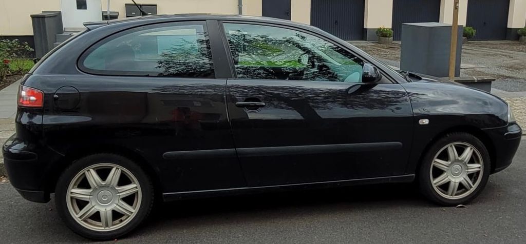 Seat Ibiza 218.888 km 1.999 € DÜSSELDORF 40597