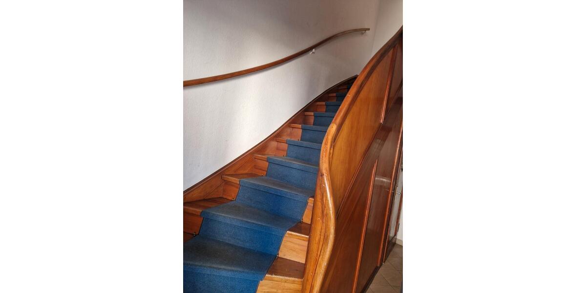 Dachgeschoßwohnung Bremen Findorff - 2.5 Zimmer, 53 m&sup2;, 180.000&euro; | Angebot:26124171