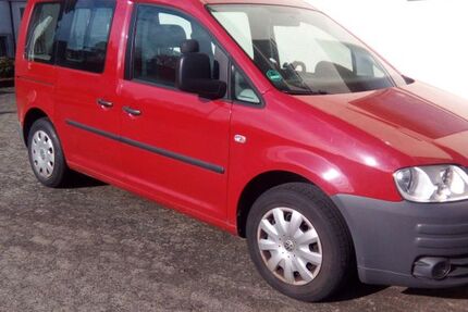 VW Caddy 147.000 km 15.000 &euro; Linden-Leihgestern 35440