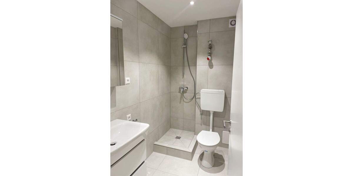 Etagenwohnung Neu-Ulm / Ludwigsfeld Ludwigsfeld - 1 Zimmer, 34 m&sup2;, 150.000&euro; | Angebot:25409520