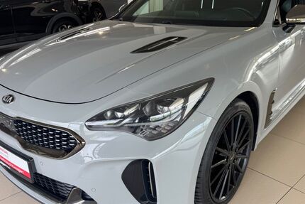 Kia Stinger 82.315 km 26.990 &euro; Brühl 50321