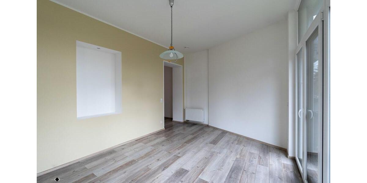 Erdgeschoßwohnung Bad Schmiedeberg - 2.5 Zimmer, 89 m&sup2;, 695&euro; | Angebot:26405028