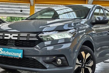 Dacia Sandero 15.000 km 14.590 € Wallhöfen bei Bremen 27729
