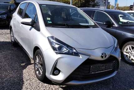 Toyota Yaris 66.000 km 11.999 &euro; Kappeln-Schlei 24376