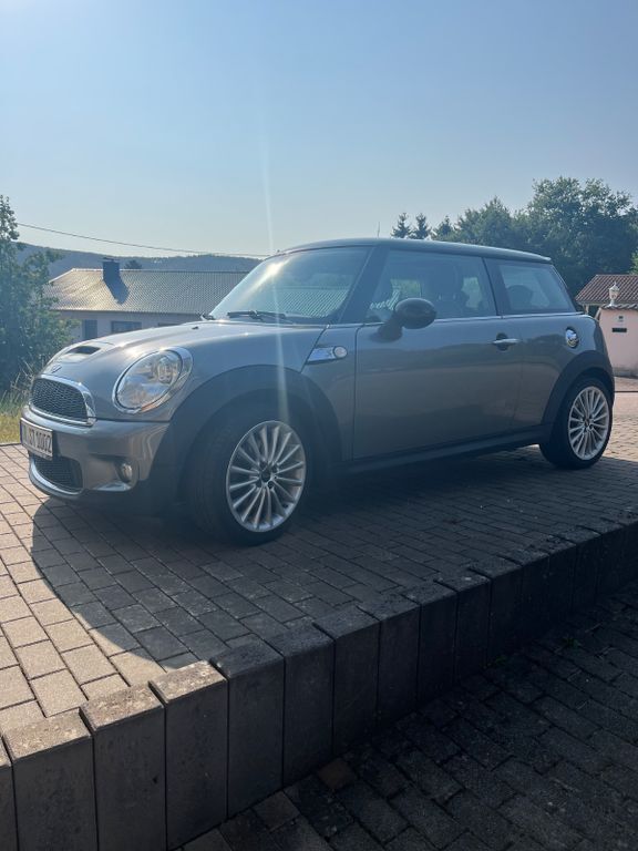 Cooper S
