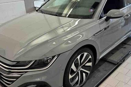VW Arteon 110.117 km 29.680 € Magdeburg 39128