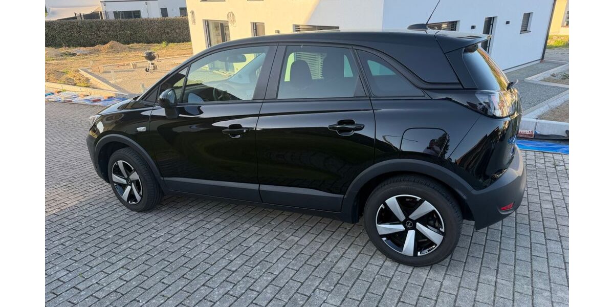 Opel Crossland (X) 29.000 km 16.900 &euro; Haselbach/Tiefenbach 94113