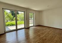 Helle 2-Zimmer EG-Wohnung mit Gartenanteil, zentrumsnah