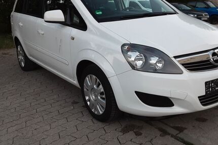 Opel Zafira 64.357 km 4.350 &euro; Germering 82110