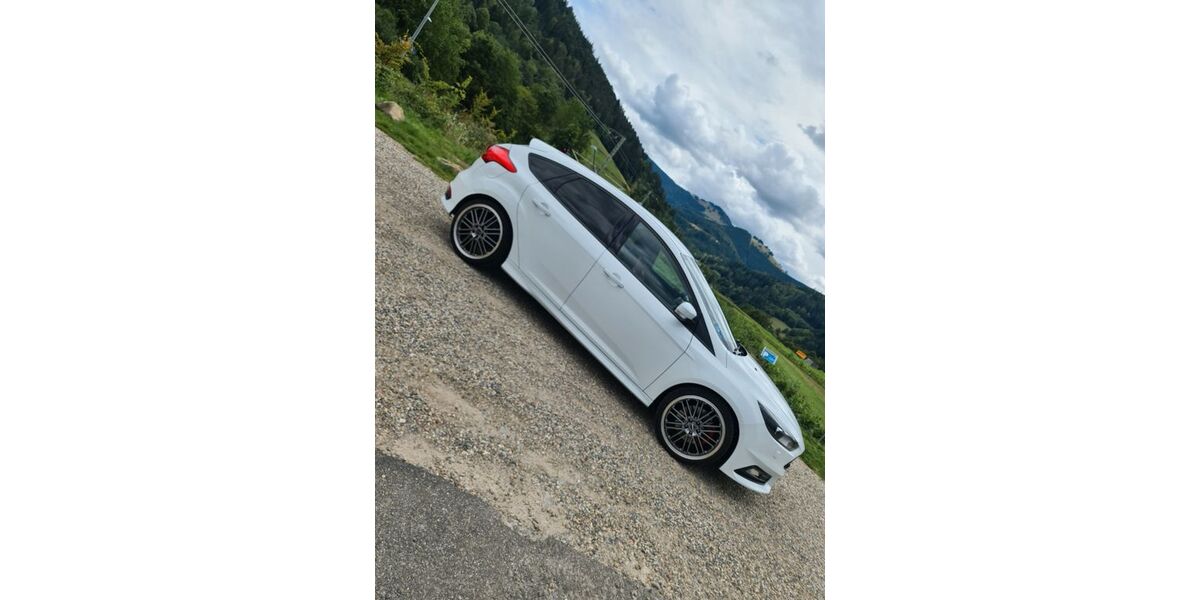 Ford Focus 119.000 km 15.799 &euro; Hermeskeil 54411