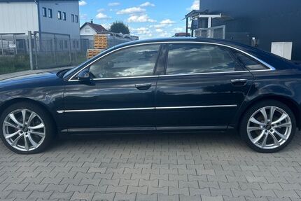 Audi A8 334.000 km 3.100 &euro; Köfering 93096