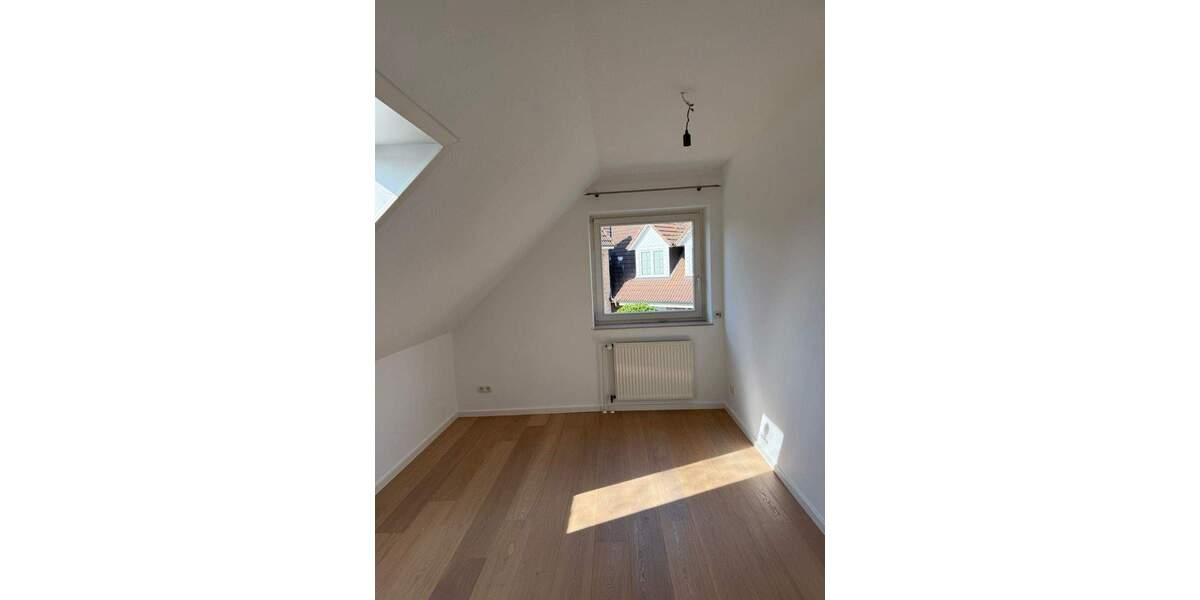 Einfamilienhaus Bönningstedt - 6 Zimmer, 135 m&sup2;, 2.250&euro; | Angebot:26187658