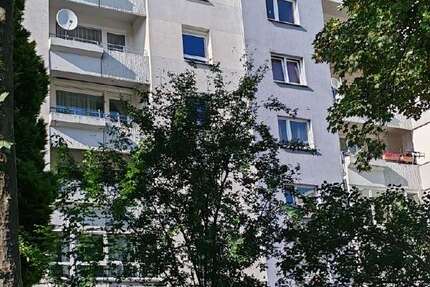 Wohnung zum Kaufen in Wolfsburg 135.000 € 76.7 m² 3 zimmer