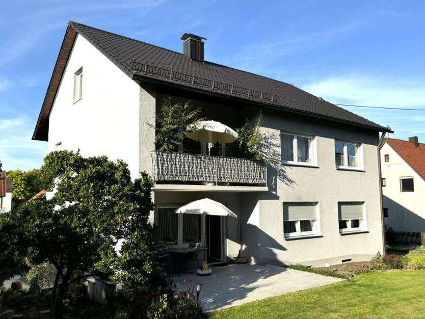 Haus zum Kaufen in Dasing 895.000 € 204 m² 8 zimmer