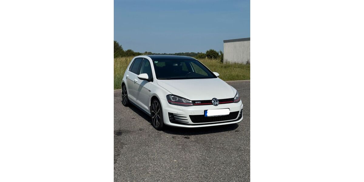 VW Golf 113.000 km 14.300 &euro; Ilshofen 74532