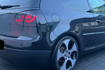 VW Golf 309.000 km 2.500 &euro; Cottbus 03051