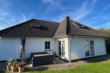 Haus Schwanewede / Neuenkirchen Neuenkirchen - 7 Zimmer, 170 m&sup2;, 1.500&euro; | Angebot:25631661