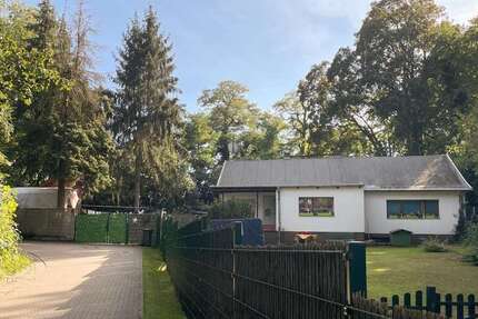 Grundstück zu verkaufen in Friesack 185.000 € 867 m²