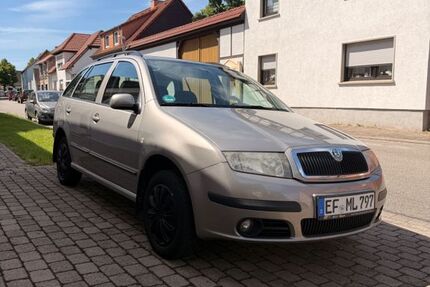Skoda Fabia 146.350 km 2.400 &euro; Erfurt mittelhausen 99095