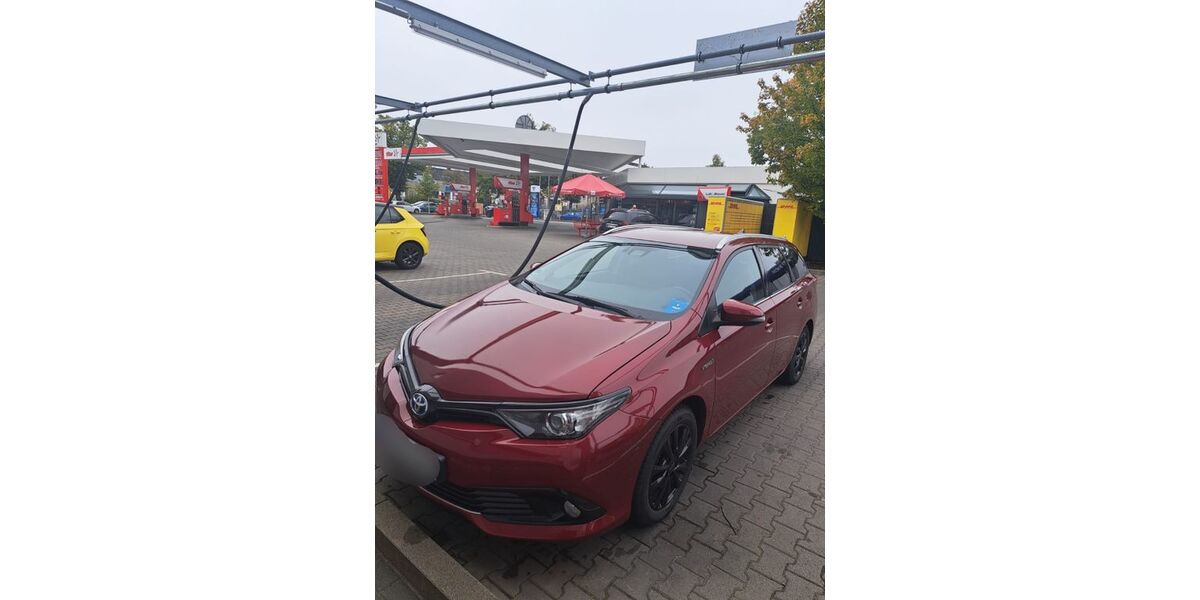 Toyota Auris 120.000 km 13.990 &euro; Berlin 13589