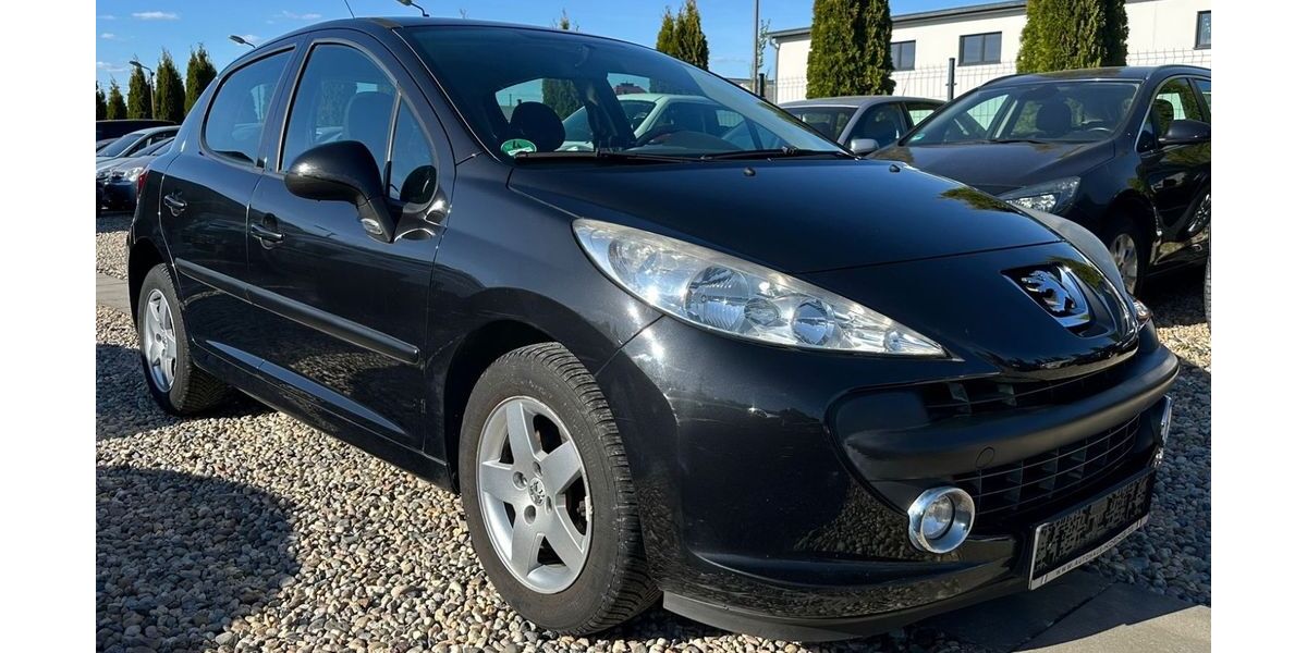 Peugeot 207 137.852 km 2.490 &euro; Potsdam Mittelmark / Beelitz 14547