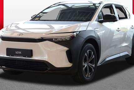 Toyota bZ4X 1.011 km 37.768 € Mülheim 45475