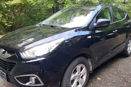 Hyundai ix35 185.000 km 5.999 € Bonn 53179