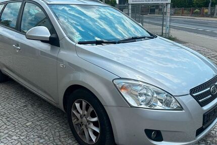 Kia ceed / Ceed 280.000 km 1.499 &euro; Dresden 01097