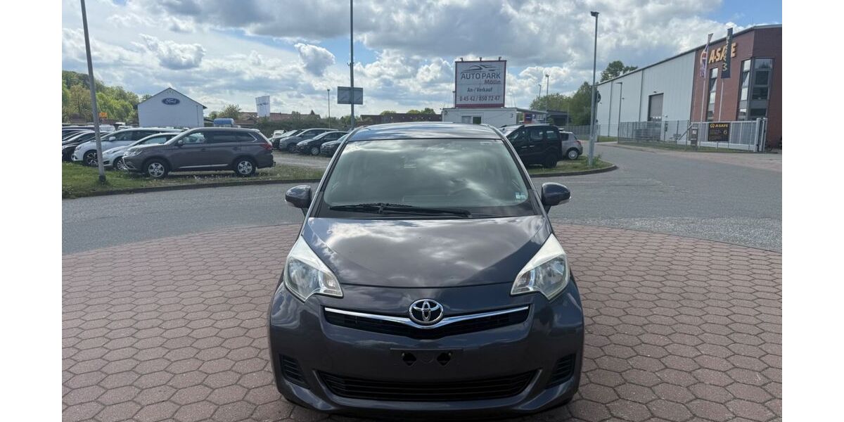 Toyota Verso-S 124.462 km 5.990 &euro; Mölln 23879