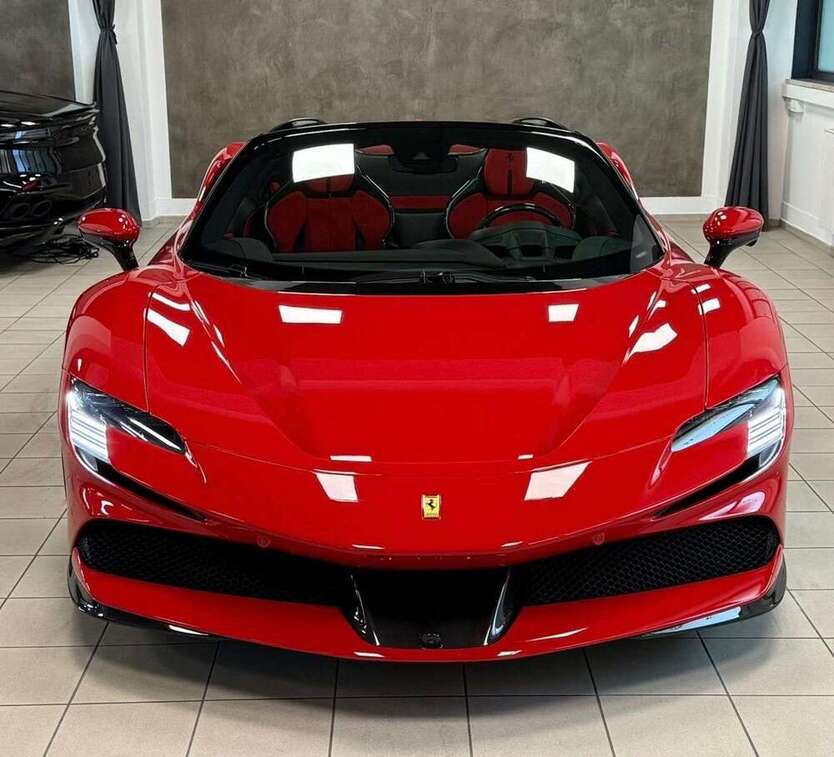 SF90 Spider