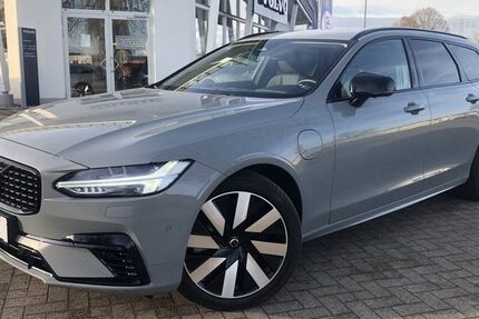 Volvo V90 21.634 km 49.864 &euro; Güstrow 18273